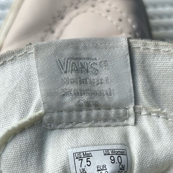 VANS SK8 HI TOP LEATHER WOMENS SIZE 9 - Picture 11 of 11